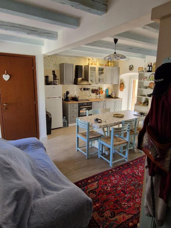 Bonvivan House Diminići Eksteriør bilde